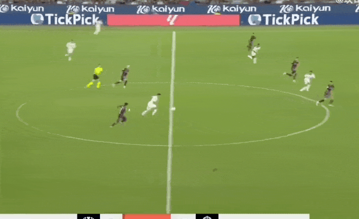 AG真人游戏大厅阿扎伦卡赛事官方发布惊险取胜新规，皇家马德里争议不断！(阿扎伦卡能否再夺大满贯)